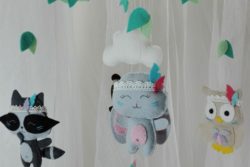 Mobile bébé les petits indiens